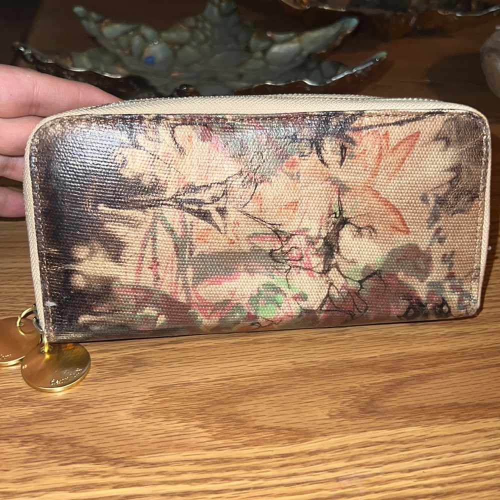 Deux Lux wallet